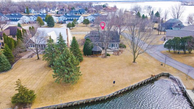 160 CAPTAINS COURT, Winneconne, WI 54986