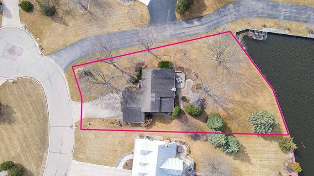 160 CAPTAINS COURT, Winneconne, WI 54986