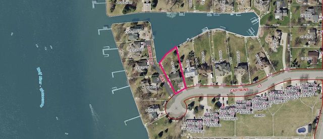 160 CAPTAINS COURT, Winneconne, WI 54986