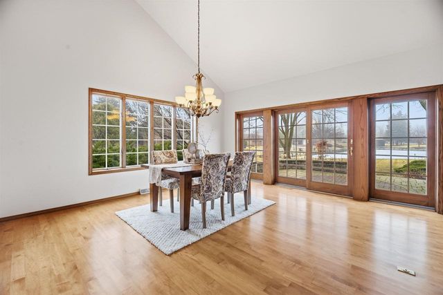 160 CAPTAINS COURT, Winneconne, WI 54986