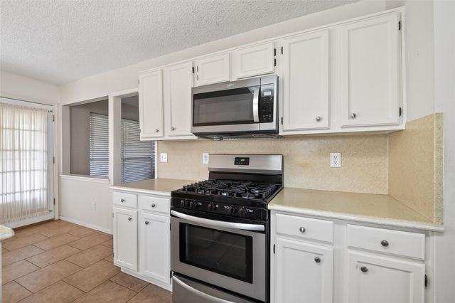 4004 S Dogwood Drive, Pearland, TX 77584