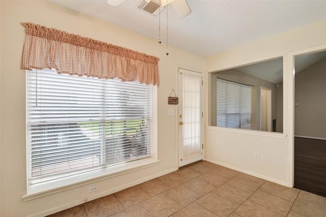 4004 S Dogwood Drive, Pearland, TX 77584