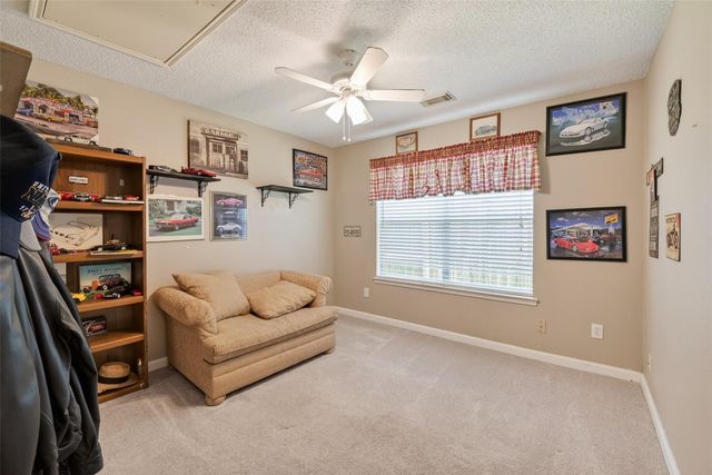 4004 S Dogwood Drive, Pearland, TX 77584