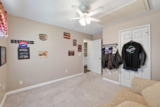4004 S Dogwood Drive, Pearland, TX 77584