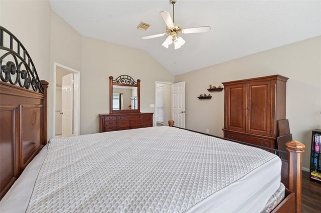 4004 S Dogwood Drive, Pearland, TX 77584