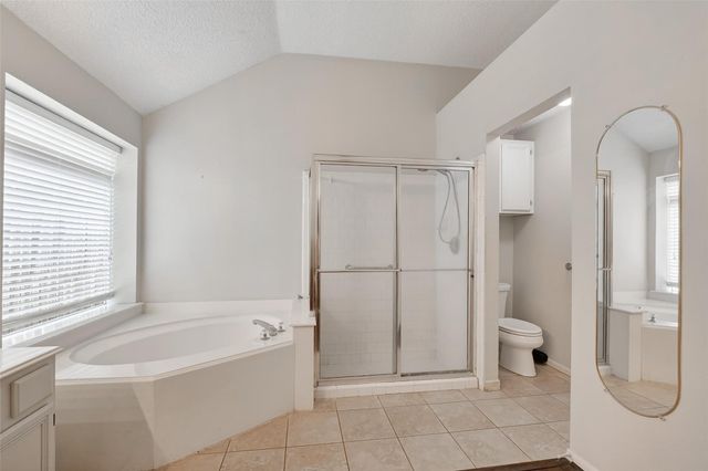 4004 S Dogwood Drive, Pearland, TX 77584
