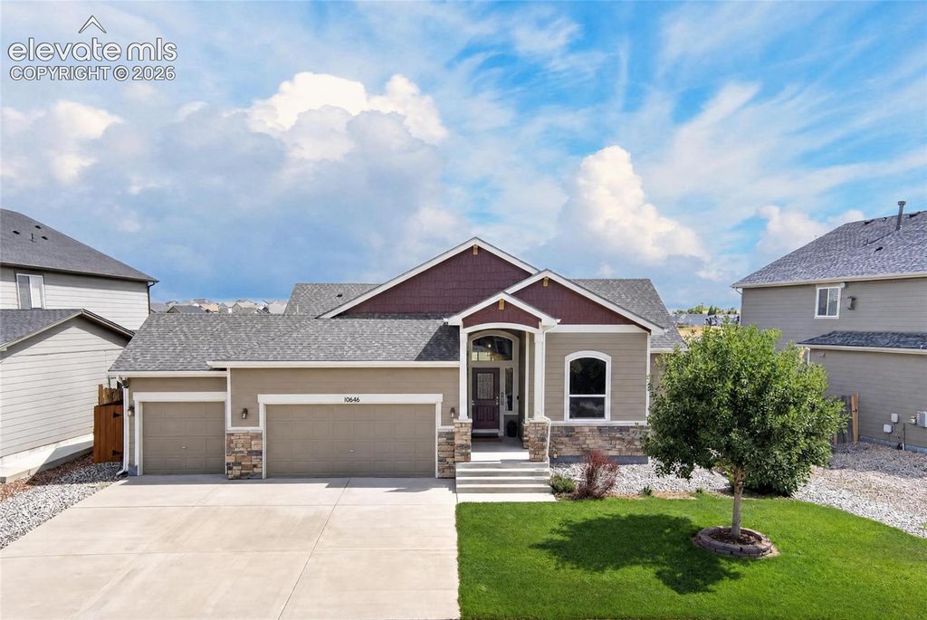 10646 Abrams Drive, Colorado Springs, CO 80925 — photo 2