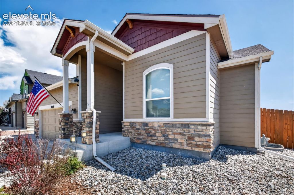10646 Abrams Drive, Colorado Springs, CO 80925 — photo 3