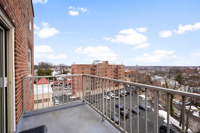 20 Secor Place 6S, Yonkers, NY 10704