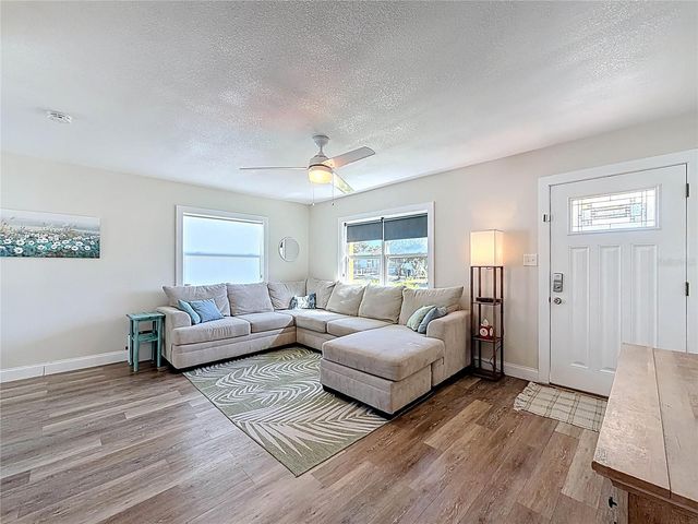 2625 19TH STREET S, St Petersburg, FL 33712