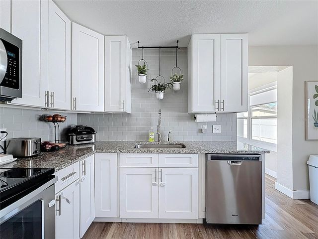 2625 19TH STREET S, St Petersburg, FL 33712