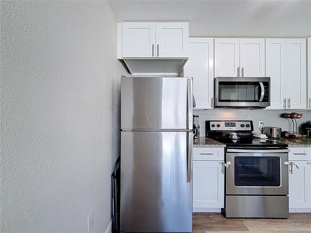 2625 19TH STREET S, St Petersburg, FL 33712