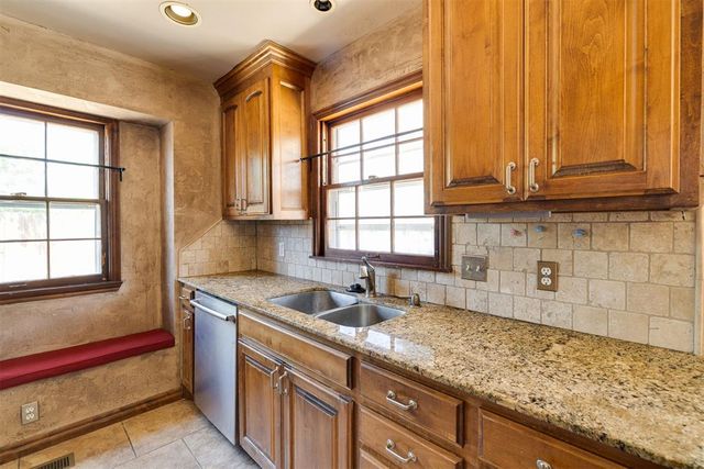 6444 N Harvard Avenue, Oklahoma City, OK 73132