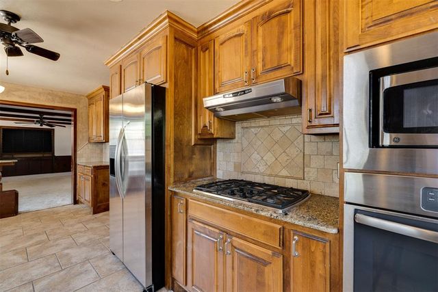 6444 N Harvard Avenue, Oklahoma City, OK 73132