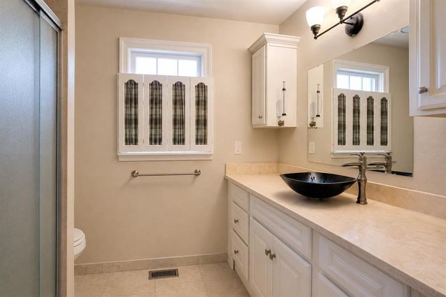 6444 N Harvard Avenue, Oklahoma City, OK 73132