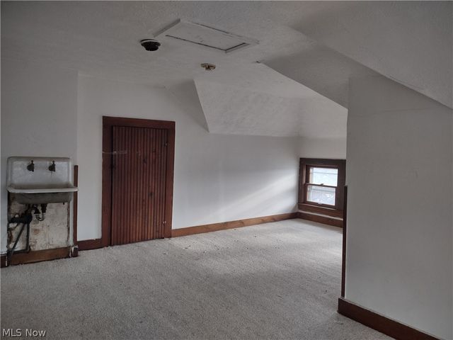 63 W Long Street, Akron, OH 44301