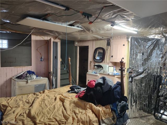 63 W Long Street, Akron, OH 44301