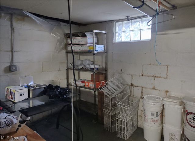 63 W Long Street, Akron, OH 44301