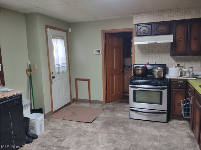 63 W Long Street, Akron, OH 44301