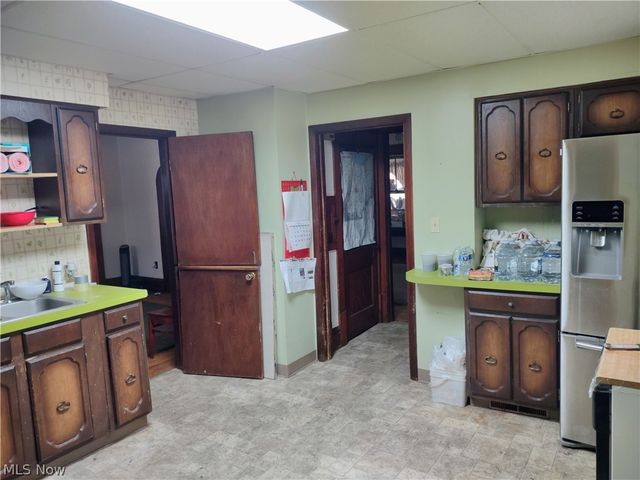 63 W Long Street, Akron, OH 44301