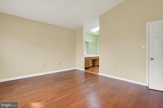 6295 S HIGHLANDS CIR, Harrisburg, PA 17111
