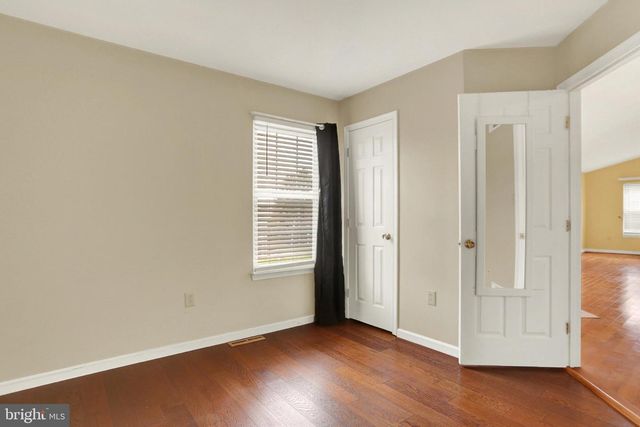 6295 S HIGHLANDS CIR, Harrisburg, PA 17111