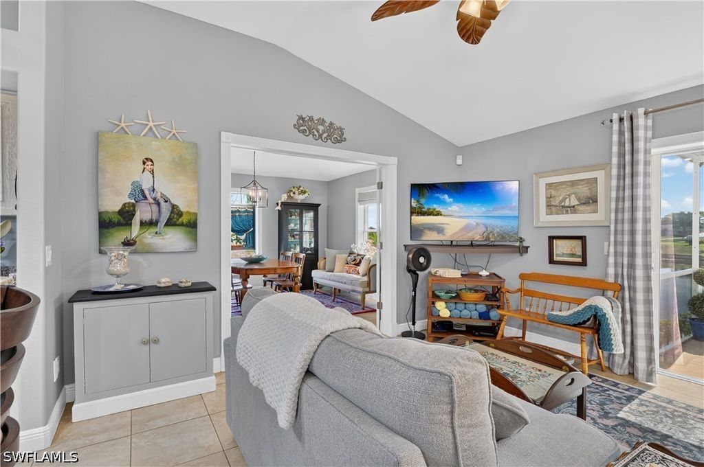 Image 12 of property listing at 4139 NE 9th AVE, Cape Coral, FL 33909