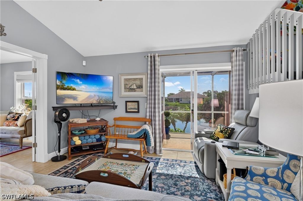 Image 13 of property listing at 4139 NE 9th AVE, Cape Coral, FL 33909