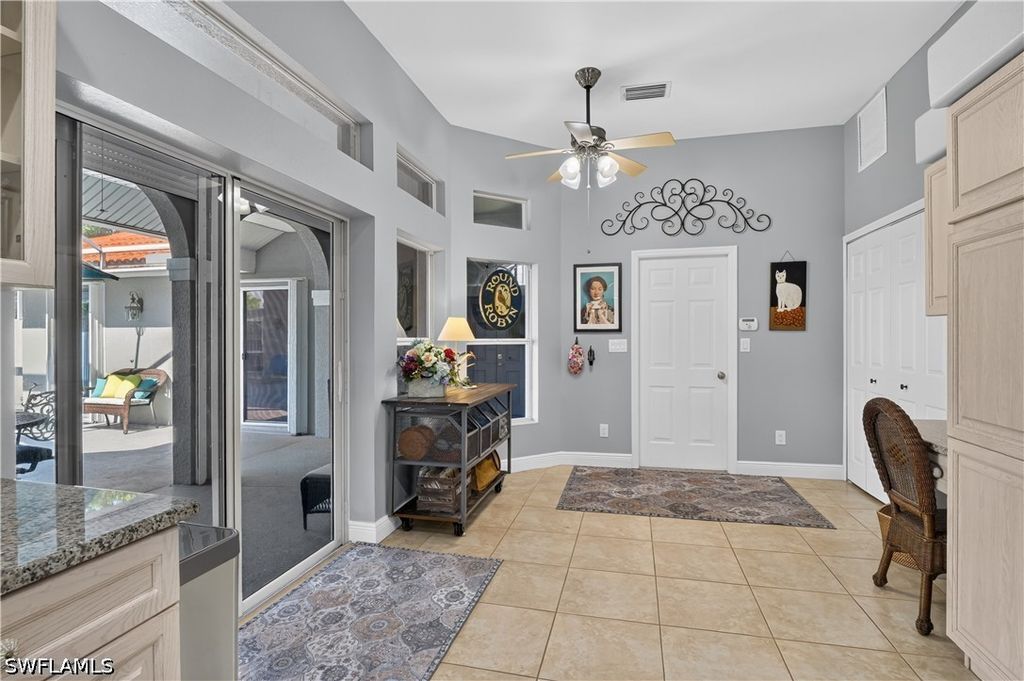 Image 19 of property listing at 4139 NE 9th AVE, Cape Coral, FL 33909