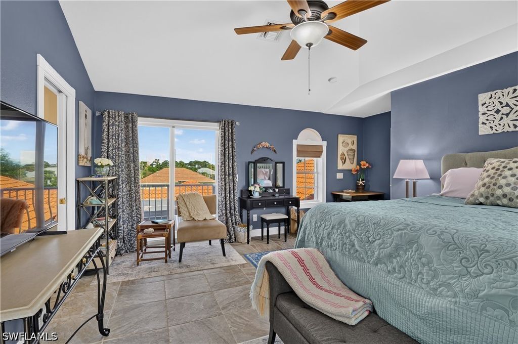 Image 26 of property listing at 4139 NE 9th AVE, Cape Coral, FL 33909