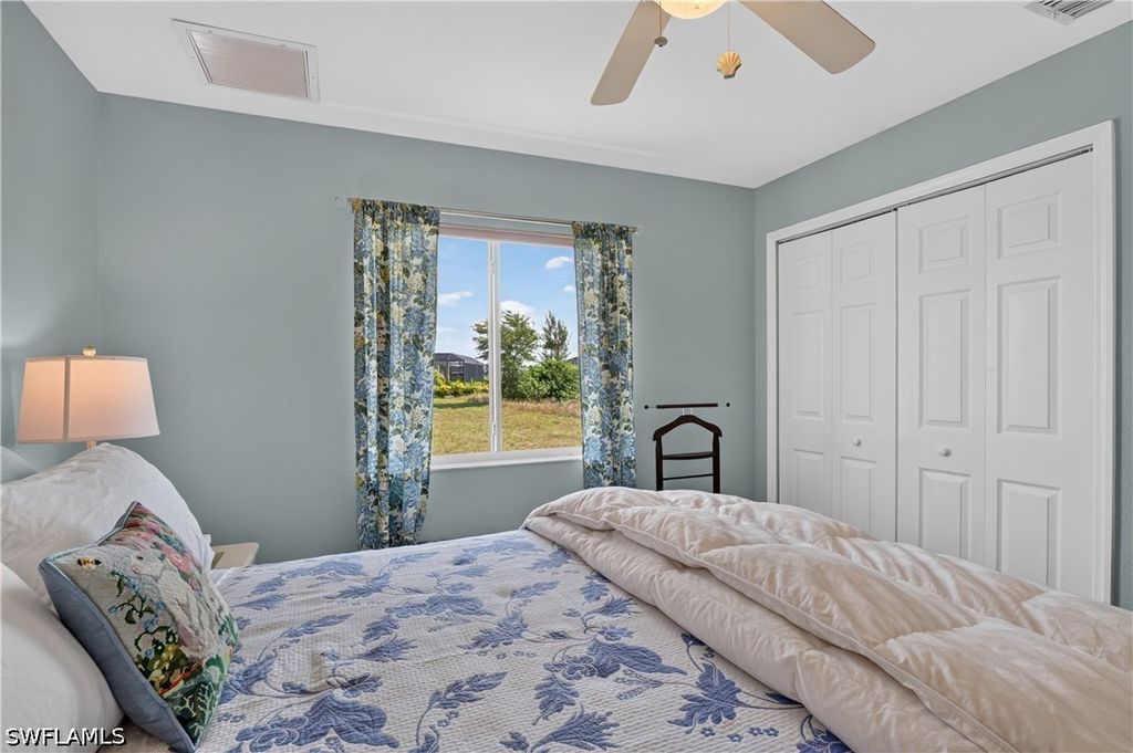 Image 33 of property listing at 4139 NE 9th AVE, Cape Coral, FL 33909