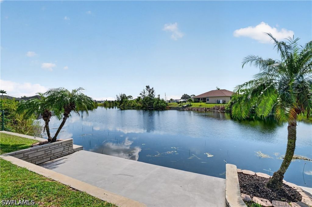 Image 43 of property listing at 4139 NE 9th AVE, Cape Coral, FL 33909