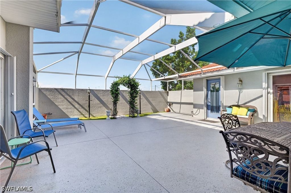 Image 48 of property listing at 4139 NE 9th AVE, Cape Coral, FL 33909