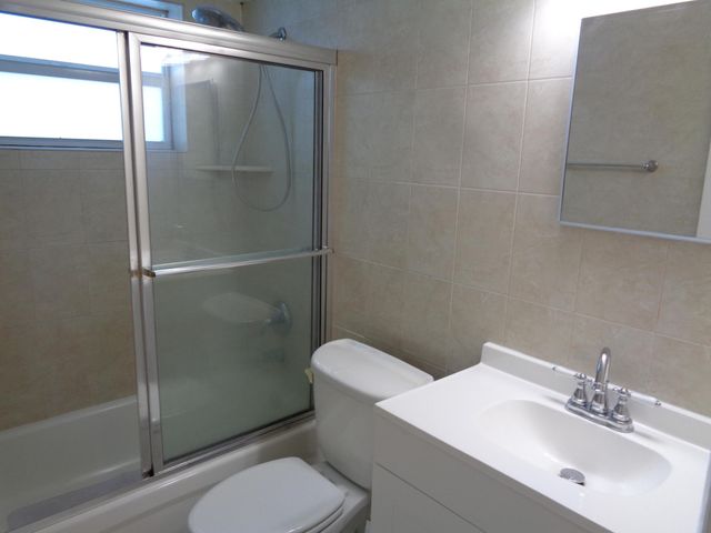 270 S Cypress Road 202, Pompano Beach, FL 33060