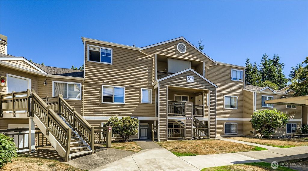 5300 Harbour Pointe Boulevard #305J, Mukilteo, WA 98275