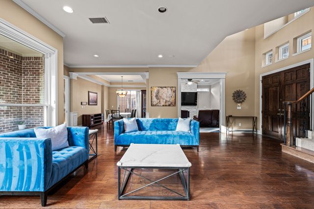 5607 Willow Wood Lane, Dallas, TX 75252