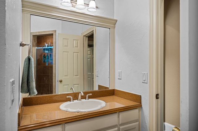 5607 Willow Wood Lane, Dallas, TX 75252