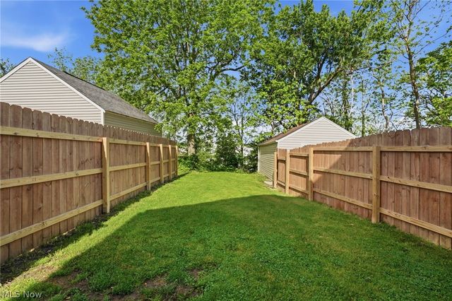 521 High Street, Fairport Harbor, OH 44077