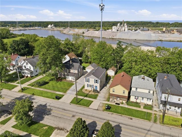 521 High Street, Fairport Harbor, OH 44077