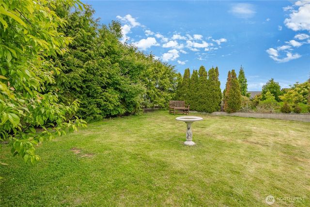 8039 Niska Road, Blaine, WA 98230