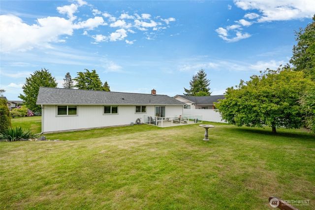 8039 Niska Road, Blaine, WA 98230