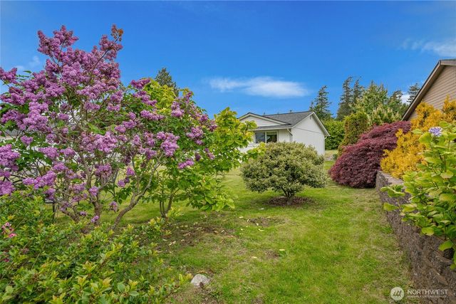 8039 Niska Road, Blaine, WA 98230