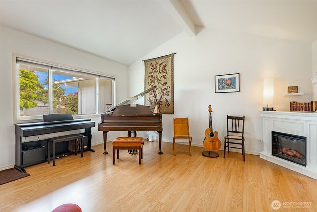 8039 Niska Road, Blaine, WA 98230