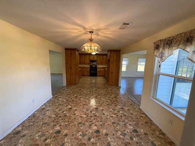 6331 Sycamore Drive, Bismarck, AR 71929