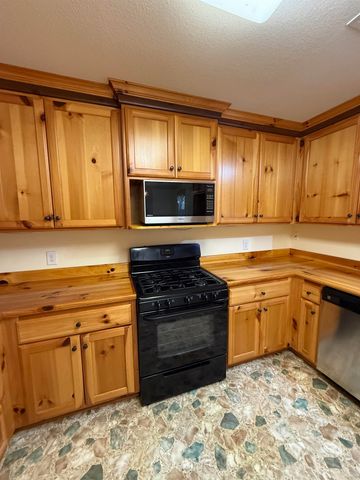 6331 Sycamore Drive, Bismarck, AR 71929