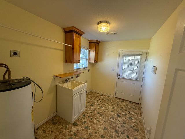 6331 Sycamore Drive, Bismarck, AR 71929