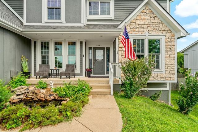 9101 NW 86th Court, Kansas City, MO 64153