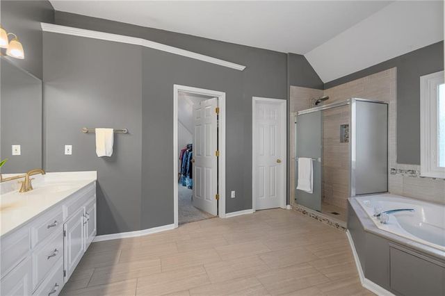 9101 NW 86th Court, Kansas City, MO 64153
