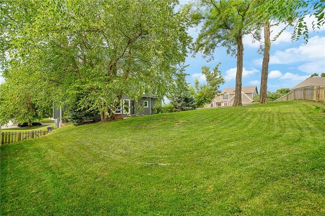 9101 NW 86th Court, Kansas City, MO 64153