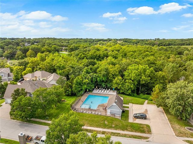 9101 NW 86th Court, Kansas City, MO 64153
